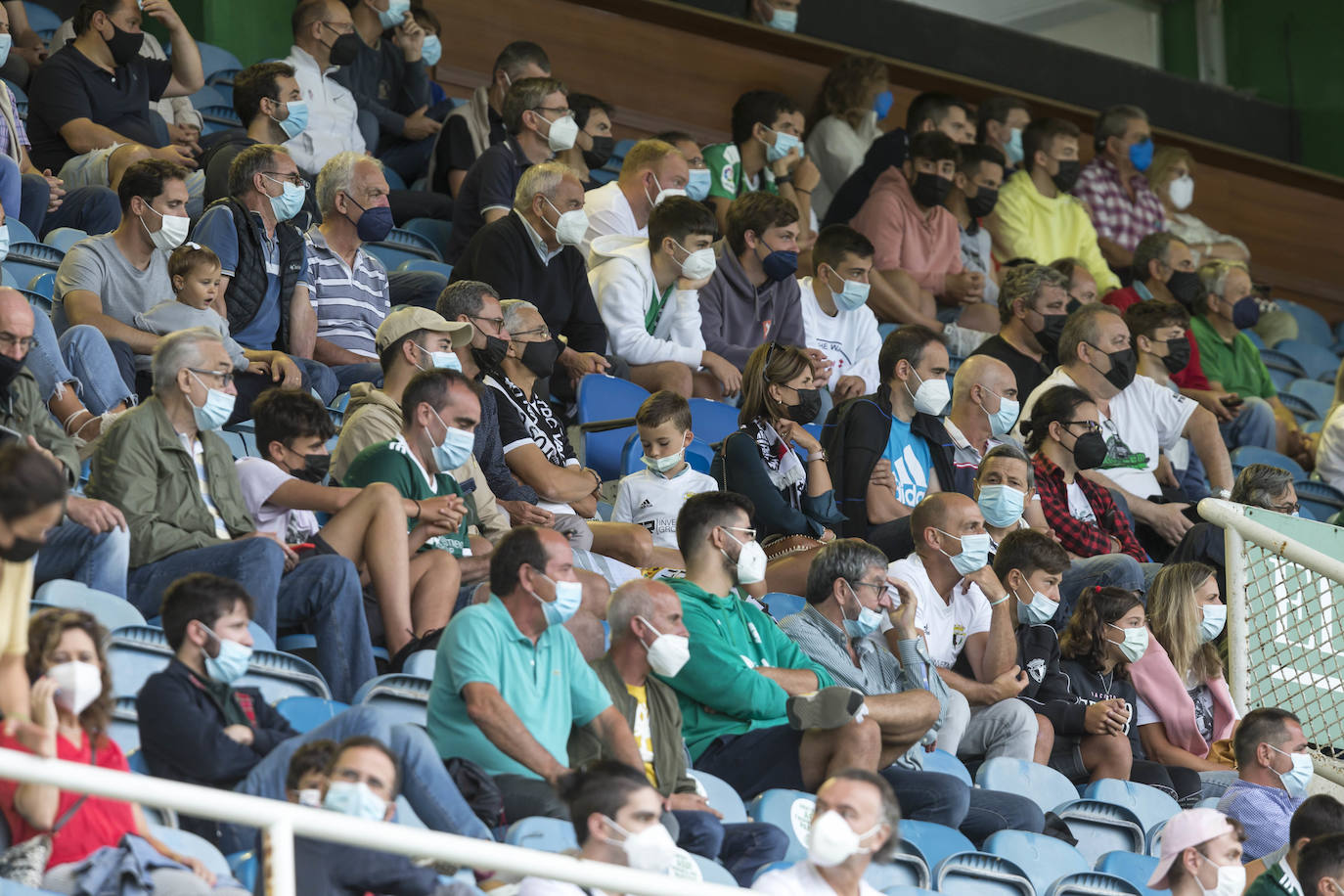 El Racing domina al Burgos pero empata a cero un amistoso en el que perdona incluso desde el penalti, donde falló Cedric