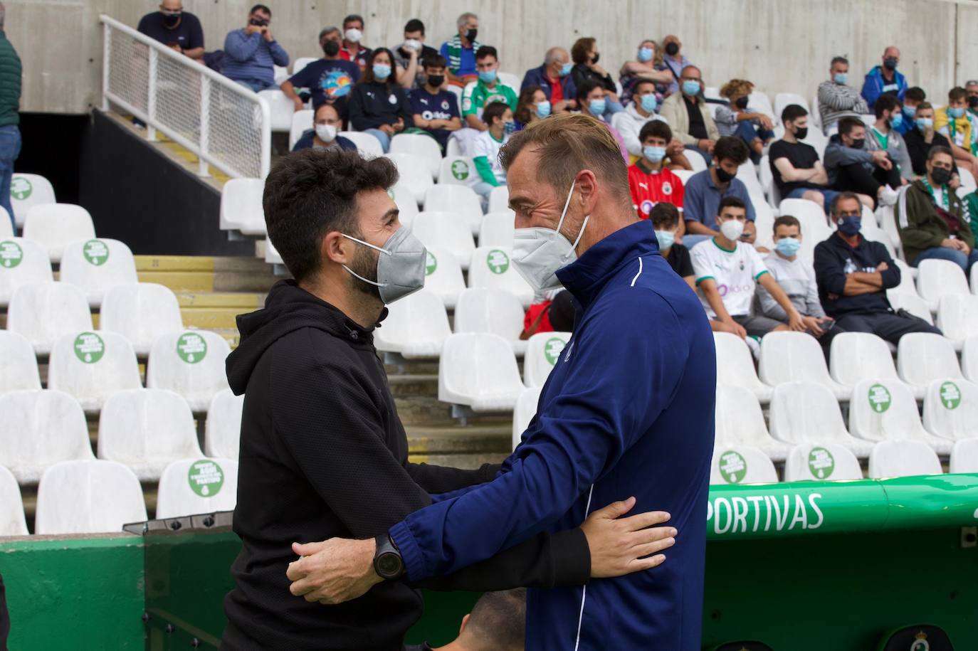 El Racing domina al Burgos pero empata a cero un amistoso en el que perdona incluso desde el penalti, donde falló Cedric