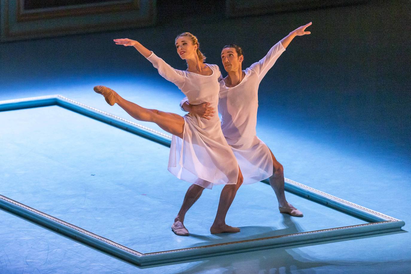 Fotos: La elegancia versallesca del Malandain Ballet Biarritz transforma la noche del FIS