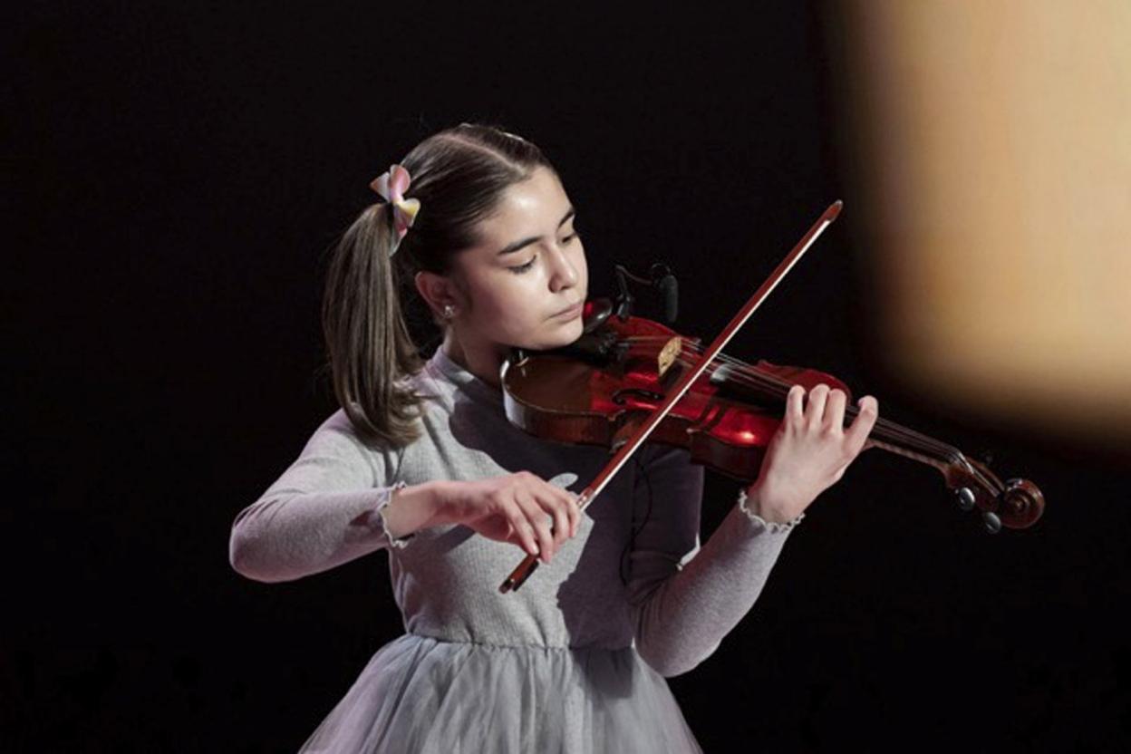 La joven violinista madrileña Sofía Rodríguez, en plena acción. 