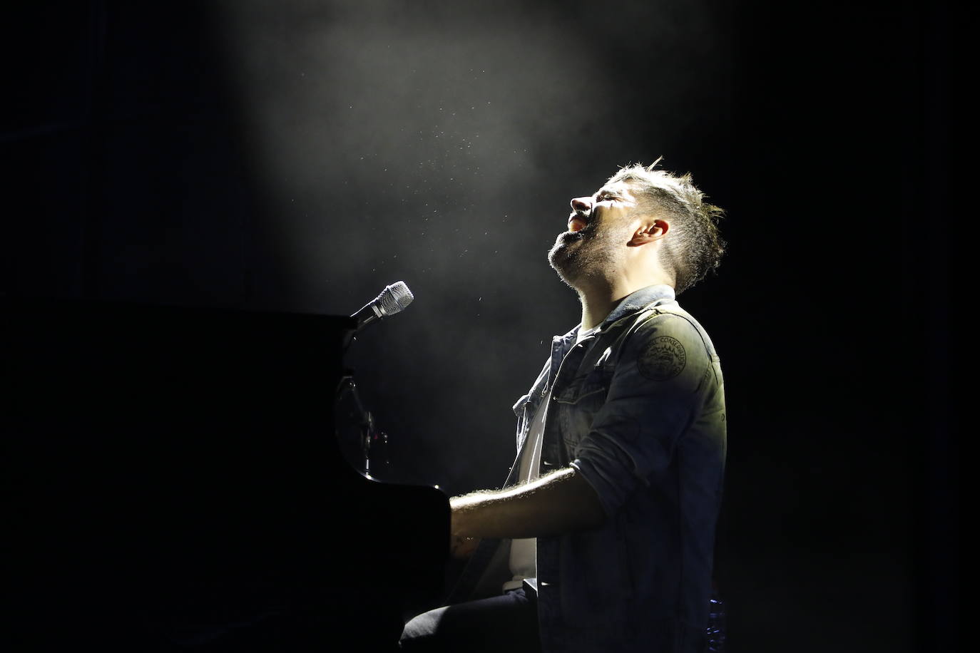 Fotos: Pablo López, el piano del Magdalena Deluxe