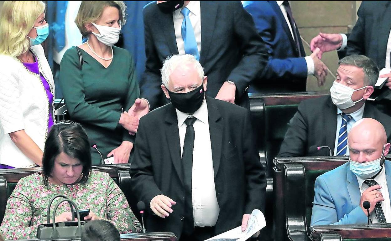 Momento del debate de la polémica ley de medios de comunicación en el Parlamento de Polonia.