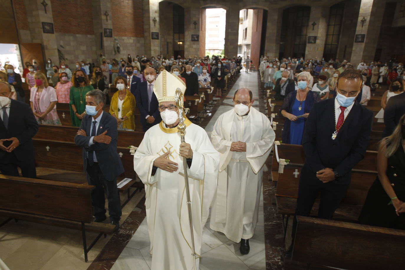 Fotos: La misa solemne, en imágenes