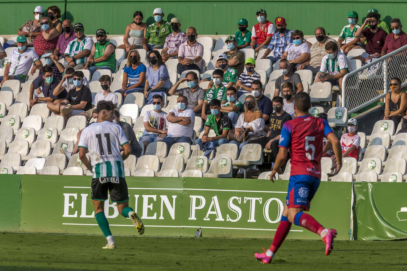 Fotos: Racing empata con el Numancia