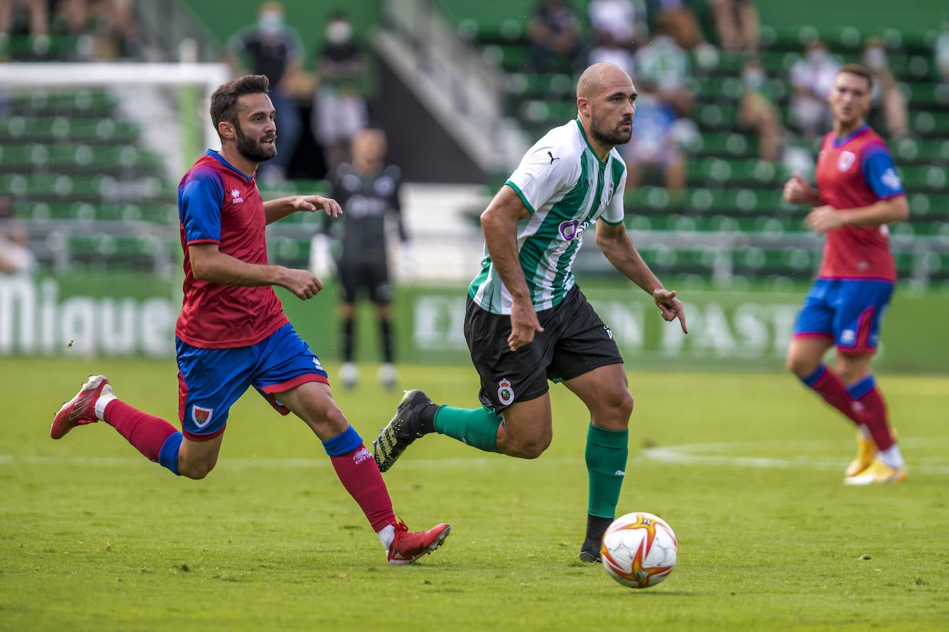 Fotos: Racing empata con el Numancia