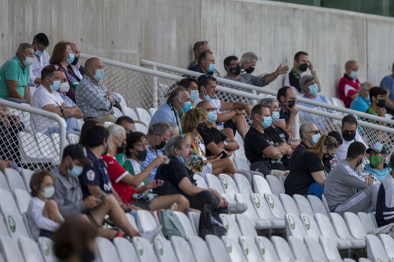 Fotos: Racing empata con el Numancia