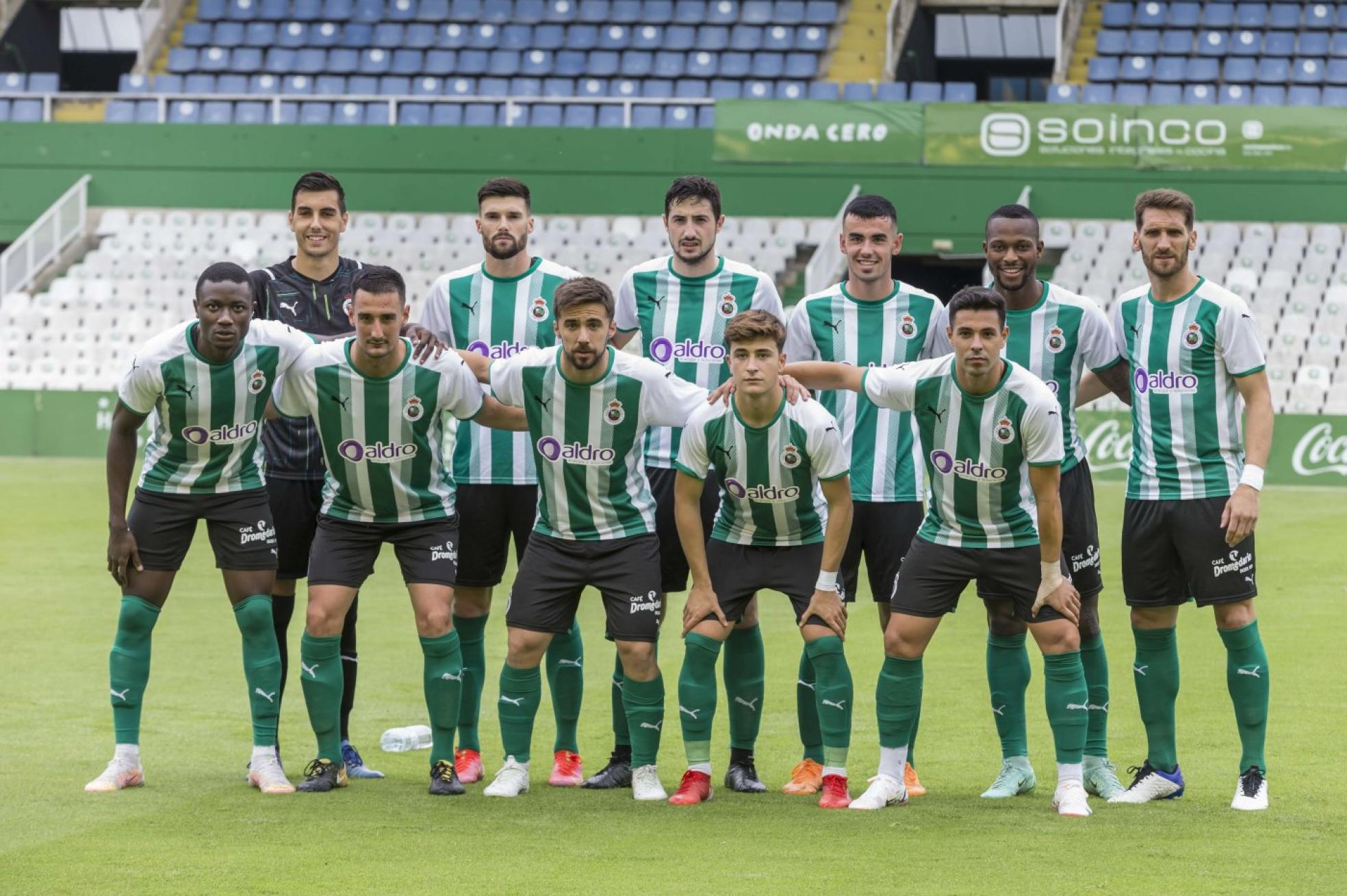 Cedric, abajo a la izquierda, ha sido el máximo goleador de la pretemporada. 