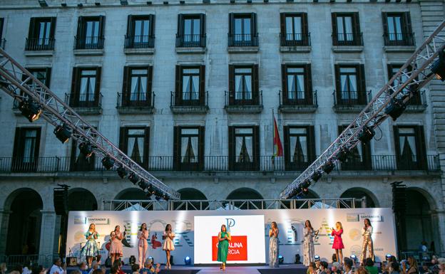 Galería. Fin del 'fashion-show' de Catalina García y más imágenes.