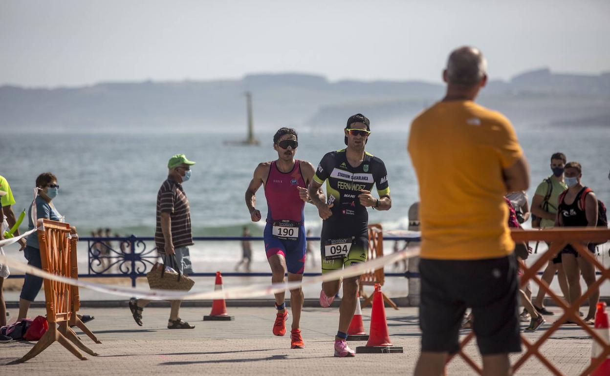 La tercera edición del triatlón 'Ciudad de Santander' se celebra el 12 de septiembre