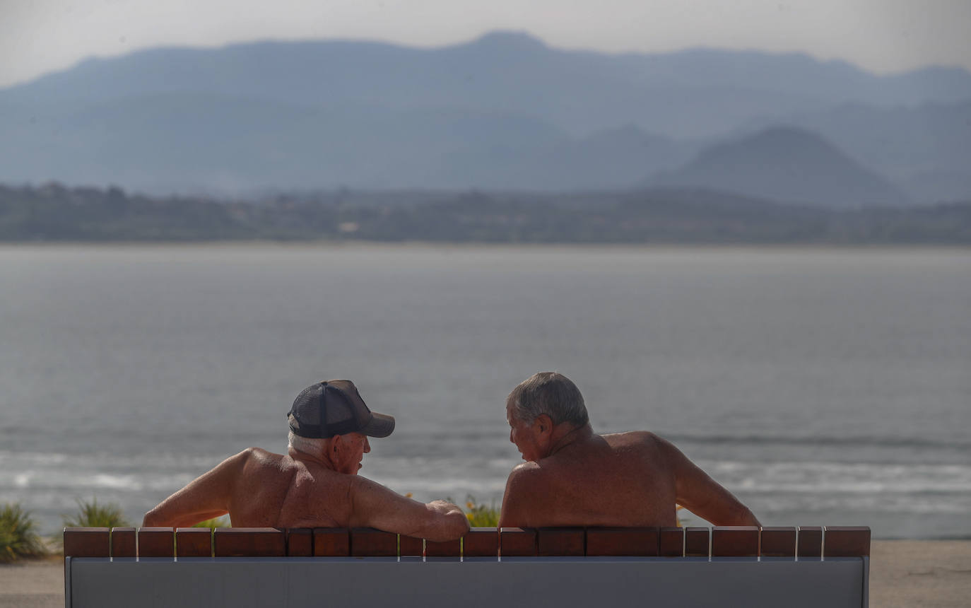 Fotos: Así ha sido la mañana de calor en Cantabria