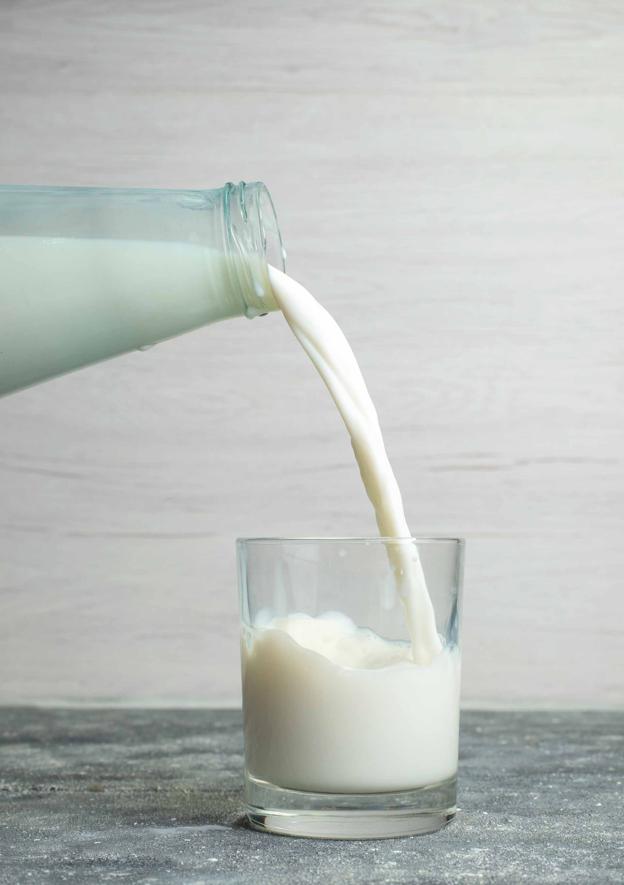 Tomar un vaso de (buena) leche siempre es nutritivo.