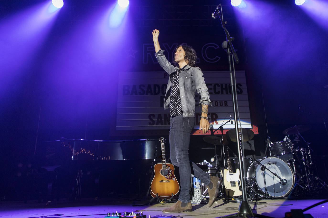 Fotos: La música de Rulo y la Contrabanda inunda la plaza