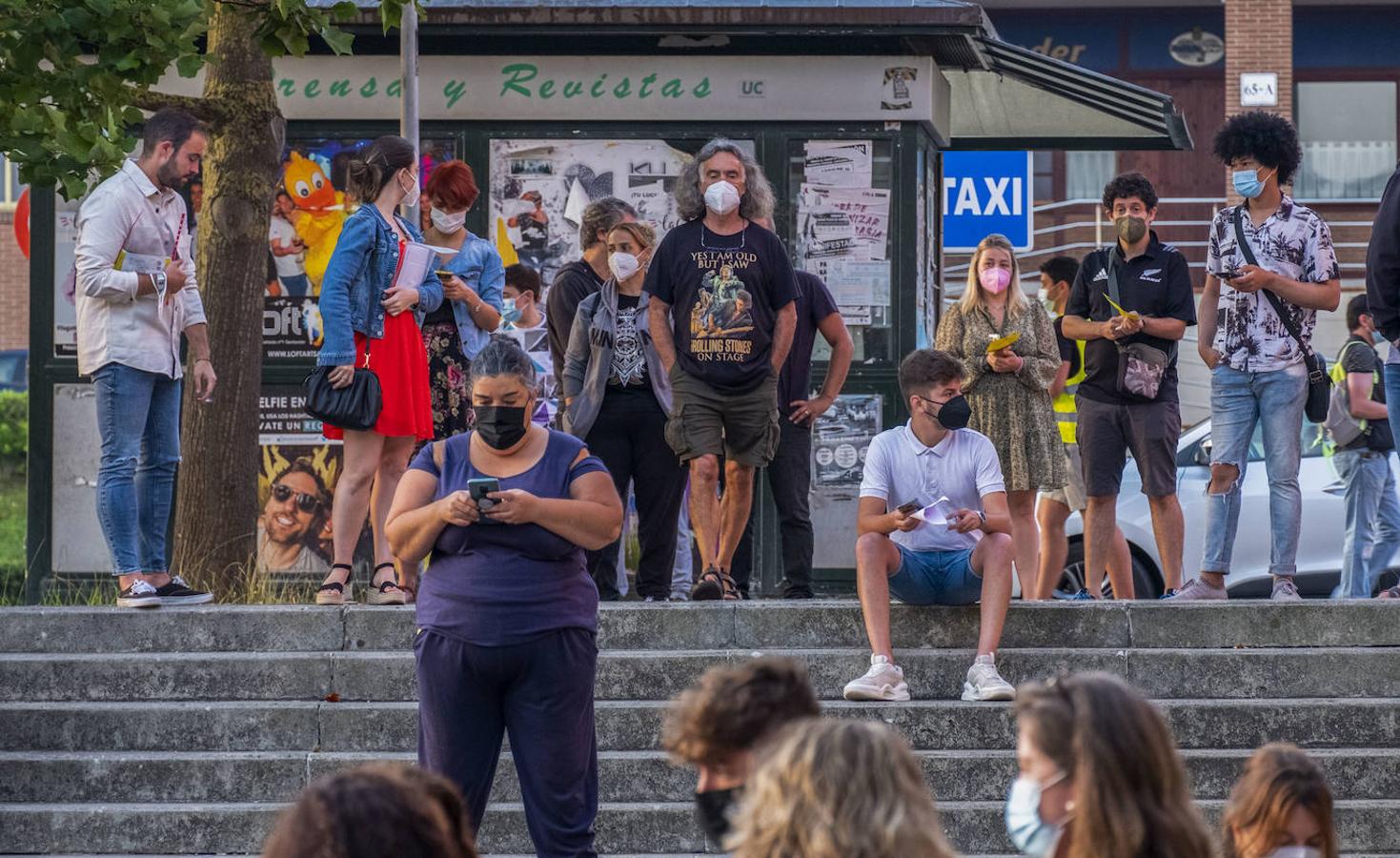 La convocatoria despertó el interés de miles de cántabros.