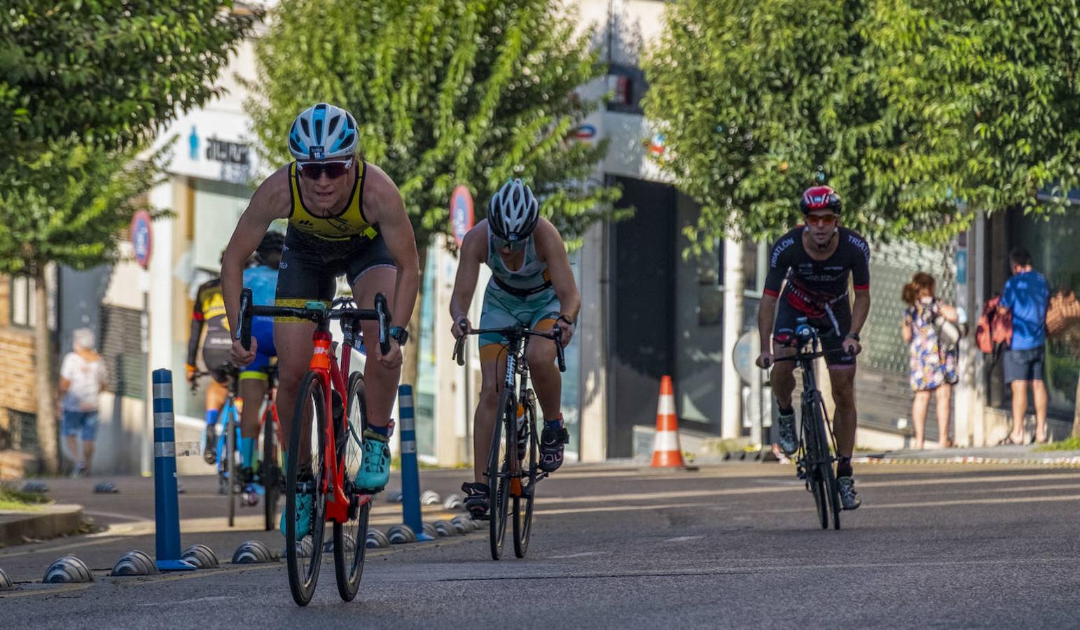 Fotos: 400 triatletas toman Santander