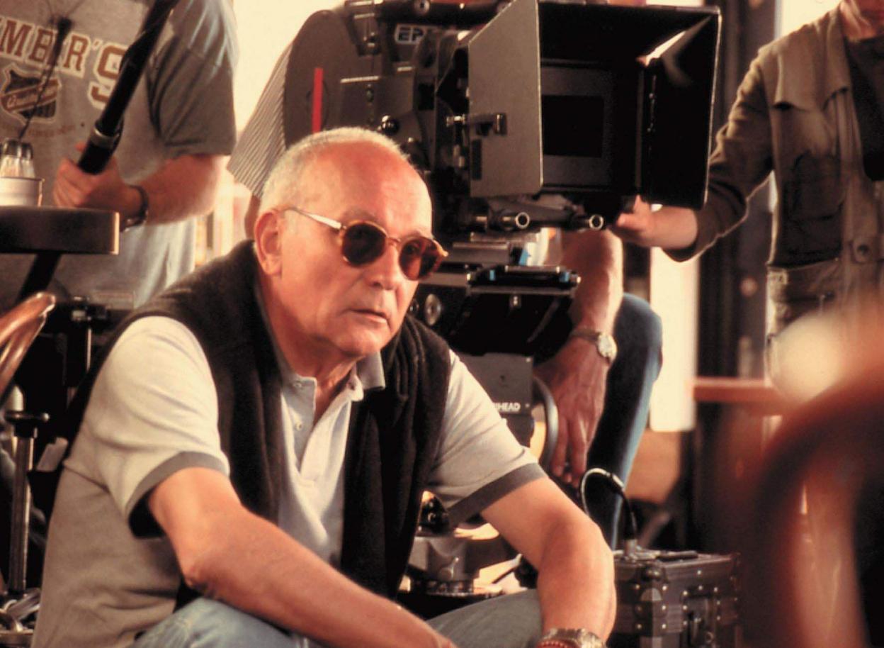 El cineasta de 'Sombras en una batalla', durante un rodaje. 