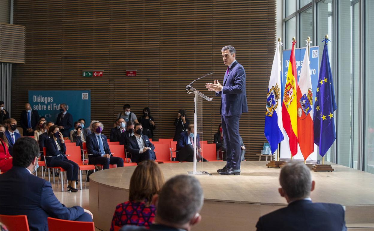 Cantabria aprovecha la visita de Sánchez para reivindicar una financiación autonómica «justa»