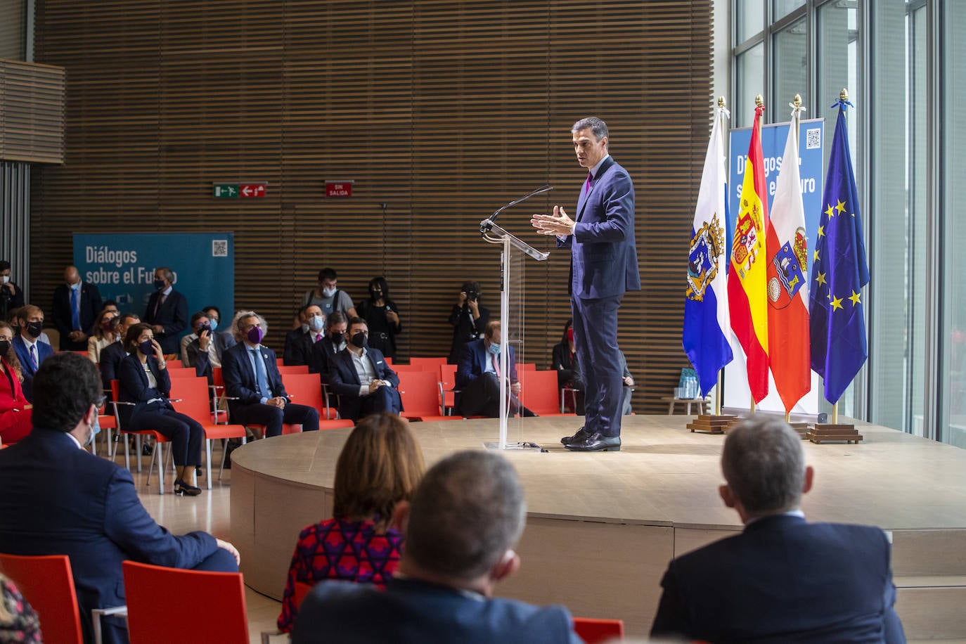 El acto ha tenido lugar en el Centro Botín. El presidente, al tomar la palabra