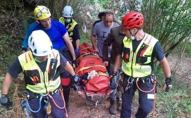 Imagen del rescate del niño y vídeo de la evacuación en helicóptero.