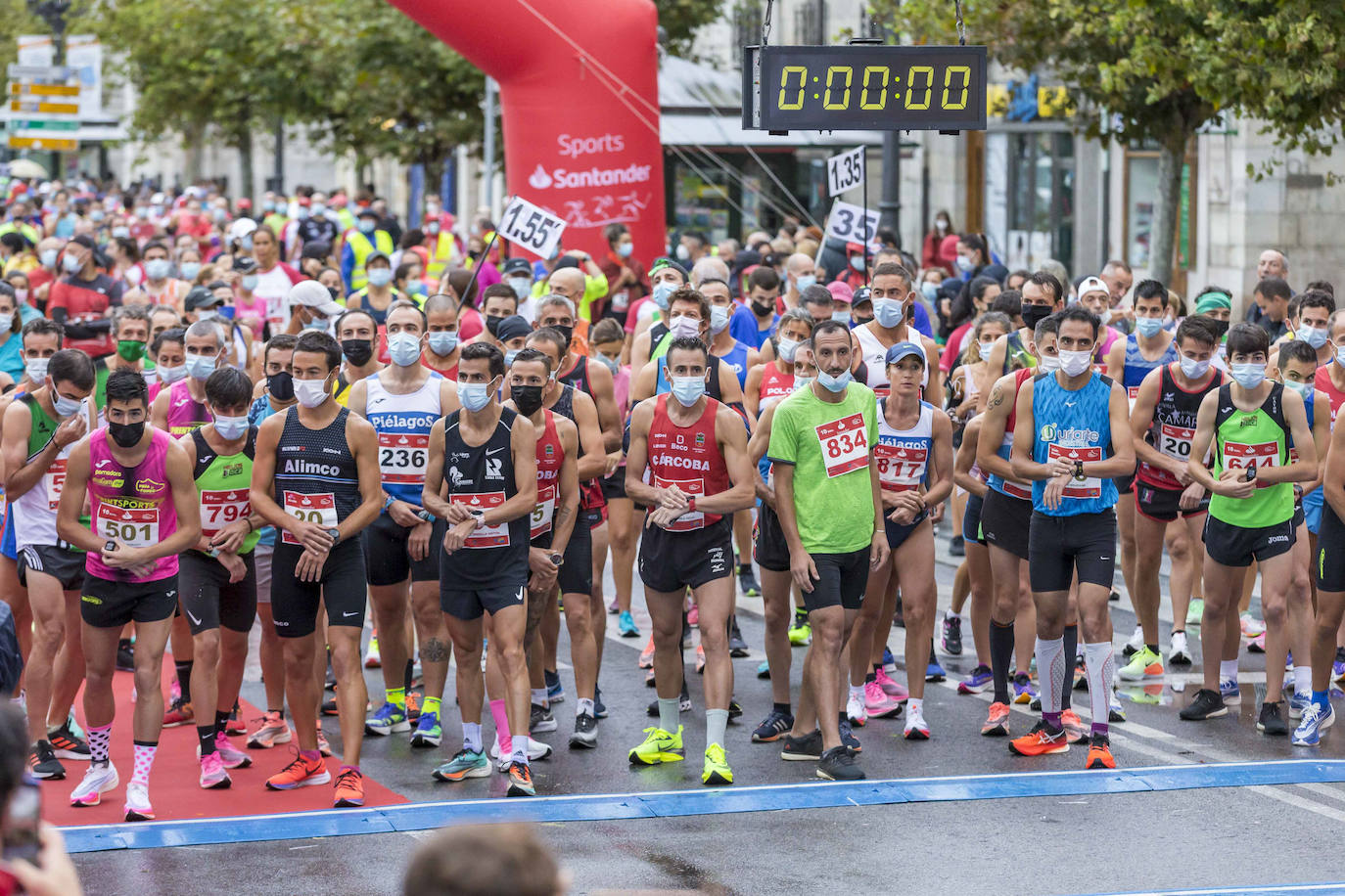 Fotos: Cientos de corredores acuden a la Media Maratón de Santander