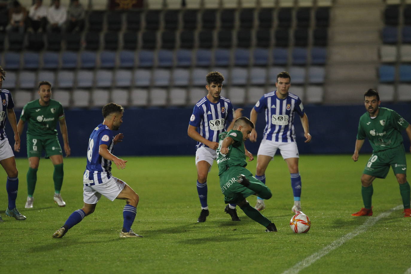 Fotos: Imágenes del choque de Copa Federación entre la Gimnástica y el Alfaro