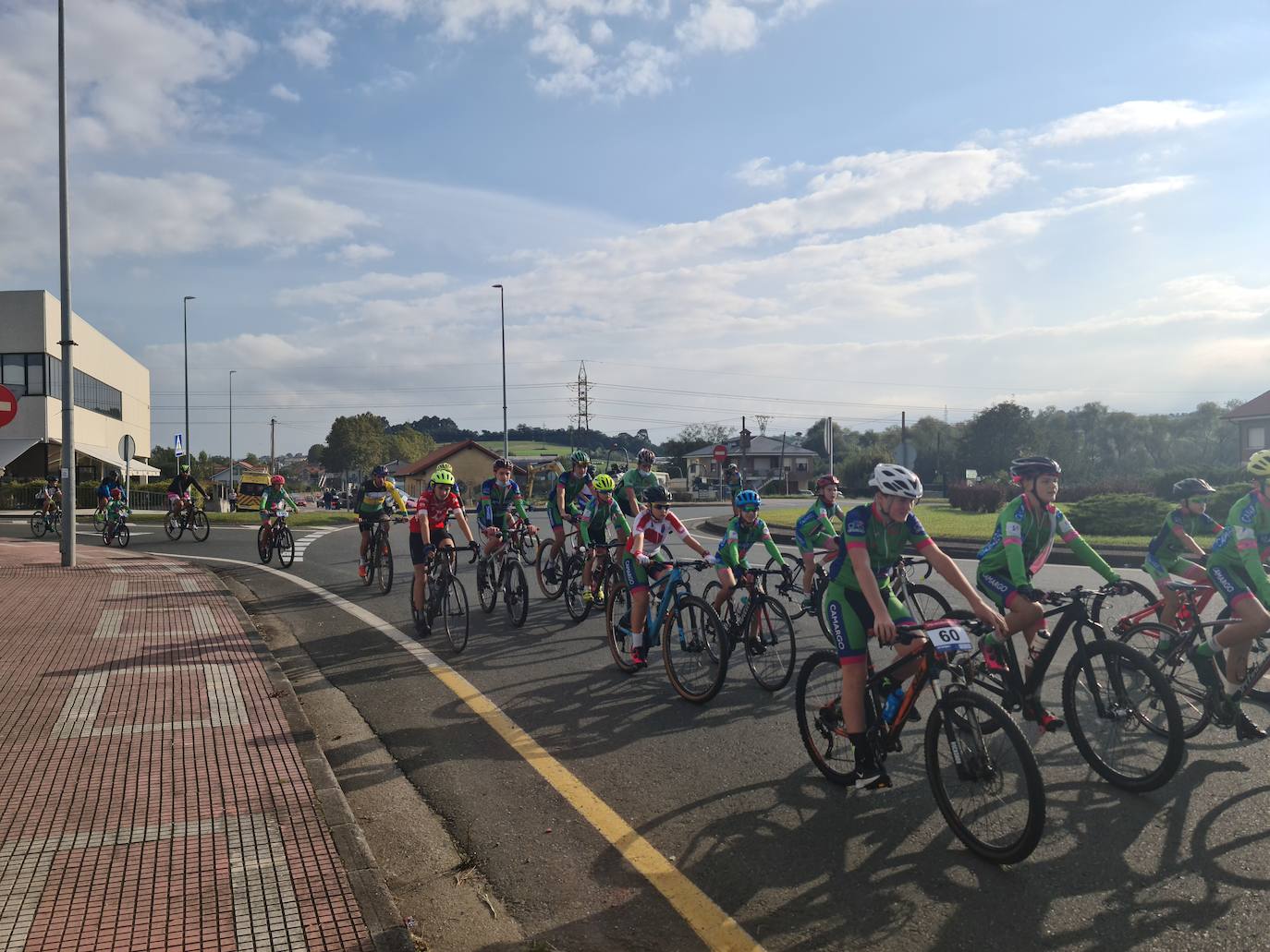 Fotos: Imágenes de la XXXVII edición del Día de la Bicicleta de Camargo