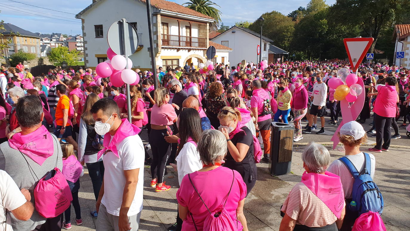 Fotos: Imágenes de la marcha contra el cáncer de mama en Puente San Miguel