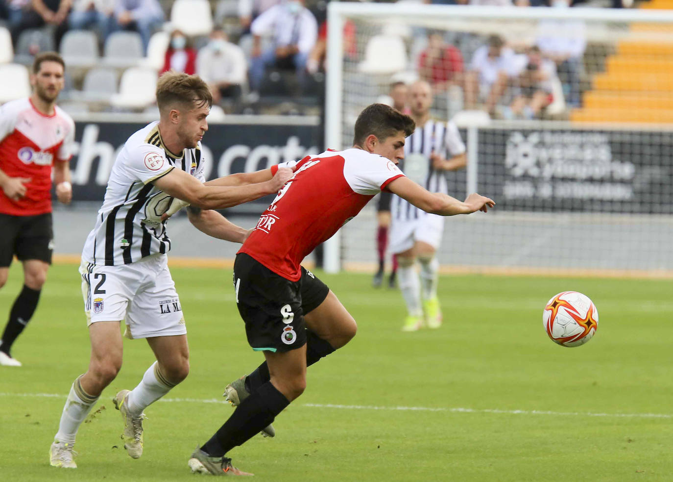 Fotos: El partido Badajoz - Racing, en imágenes