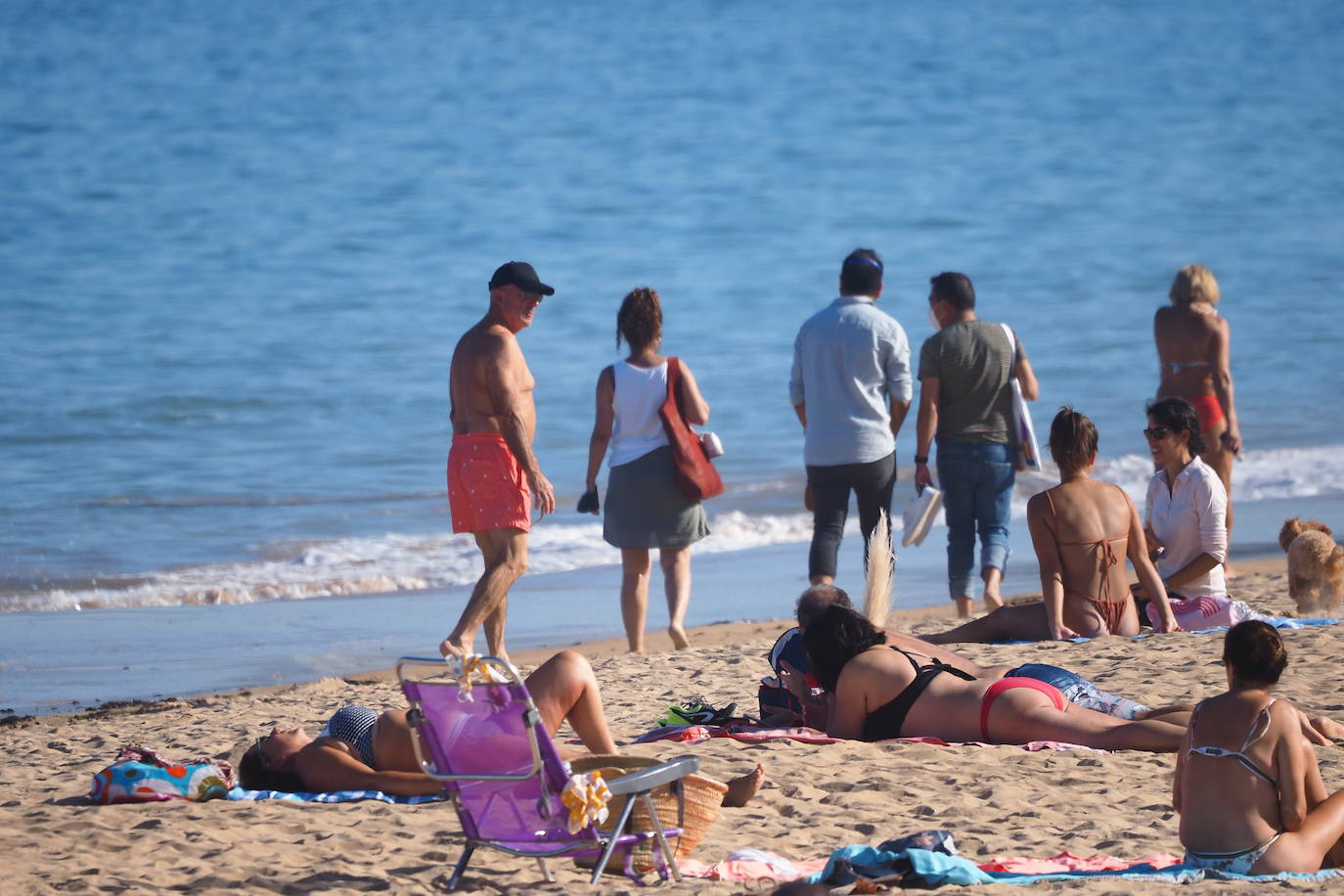 El tiempo que ha tenido Cantabria este lunes y martes ha sido un espejismo, una última ventana veraniega en el preludio del otoño, que irrumpirá de súbito el jueves, con descenso acusado de las temperaturas y precipitaciones intensas.