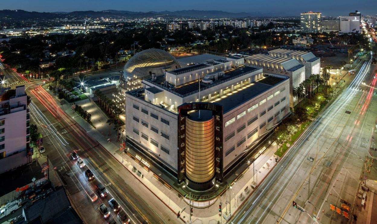 Vista general del nuevo espacio diseñado por el arquitecto italiano Renzo Piano en Los Ángeles. 