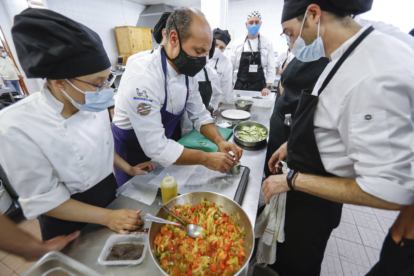 Fotos: Las Olimpiadas CantabriaSkills llegan la la cocina