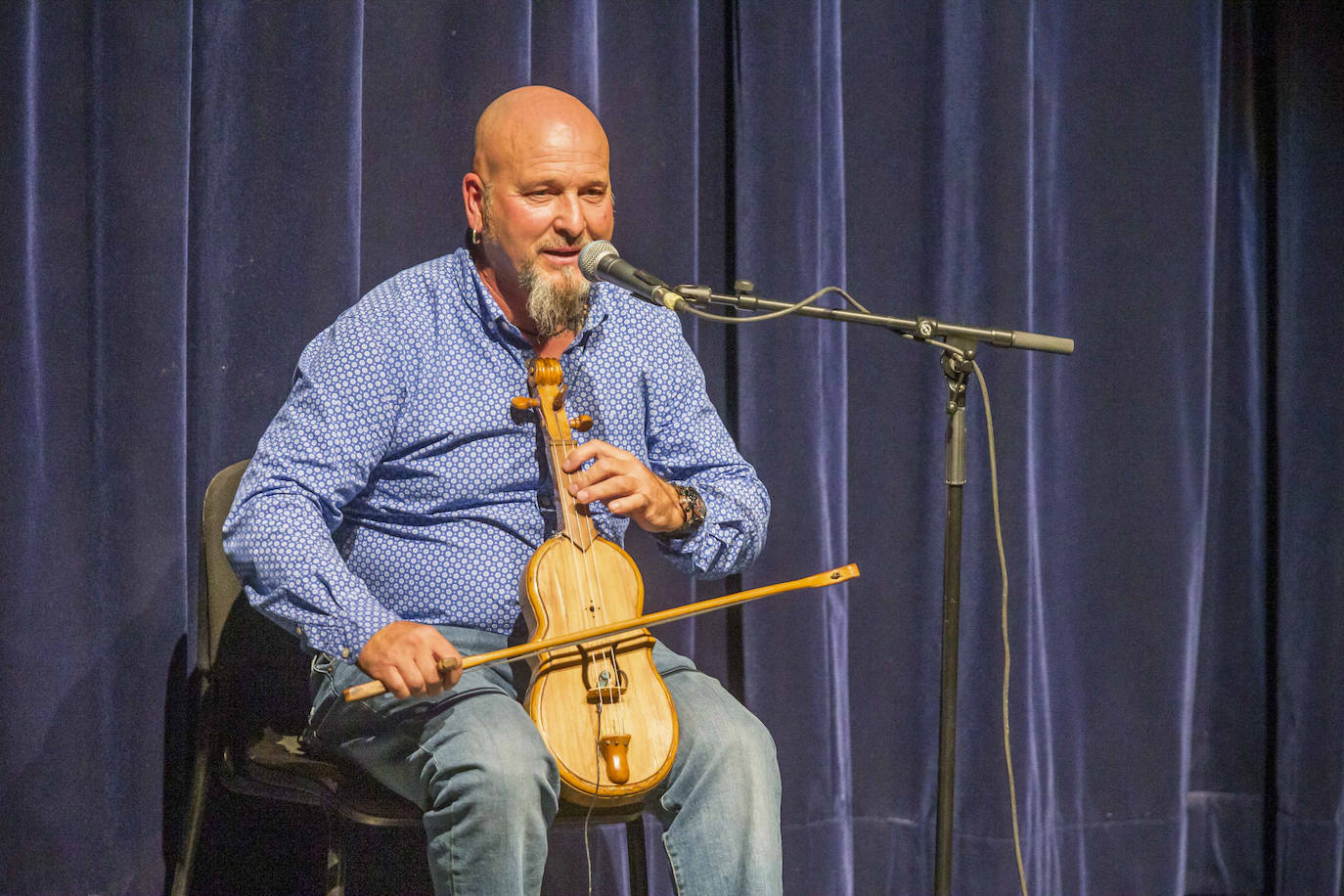 El rabelista Miguel Cadavieco.