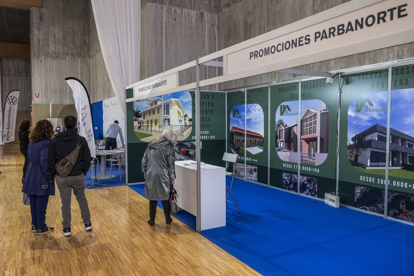 Los profesionales destacan la «positiva afluencia de público» en esta quinta edición del Salón Inmobiliario y que «el cliente no ha venido a perder el tiempo»