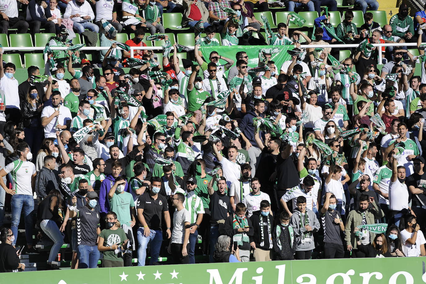 Fotos: Las imágenes del Racing-Deportivo