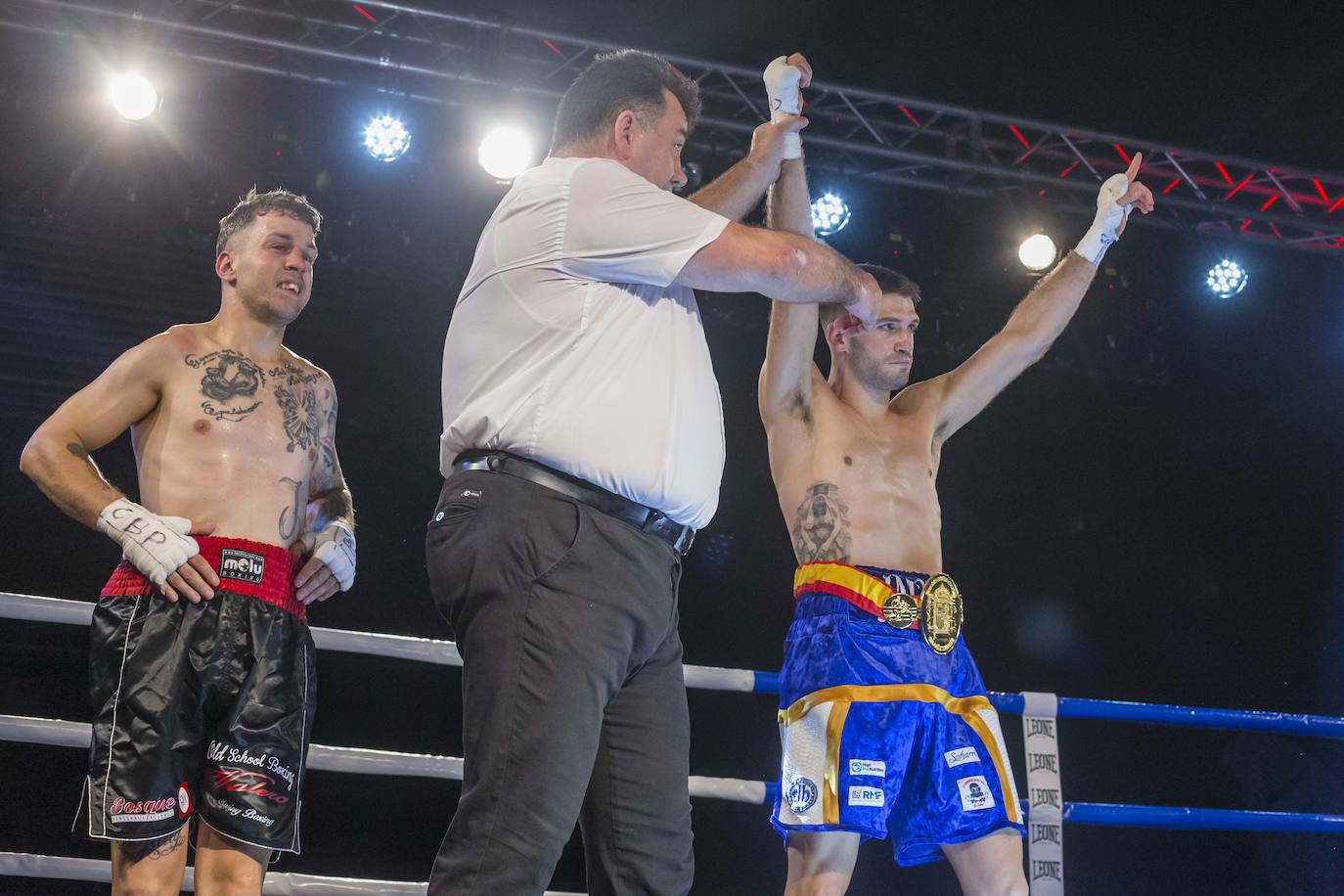 Fotos: Imágenes de la velada de boxeo en la que Jon Míguez retuvo el título de campeón de España de peso welter