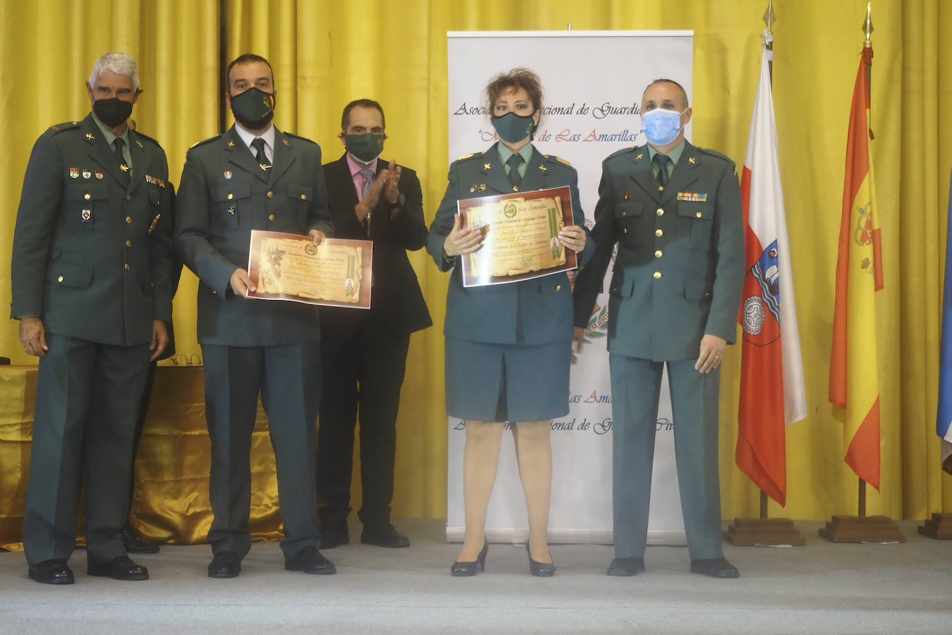 Fotos: El Astillero apela a la «unidad» en el homenaje a las víctimas del terrorismo