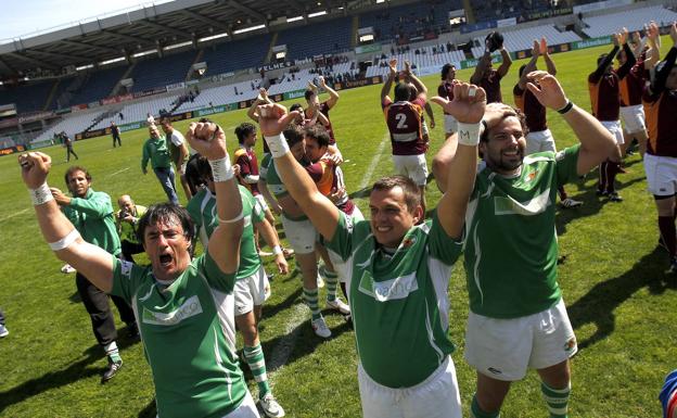 5 de mayo de 2013. Otra de las fechas grabadas en letras de oro en la historia verde. En un escenario inédito, los Campos de Sport de El Sardinero, el club conseguía el ascenso a la máxima categoría del rugby español, la División de Honor, al eliminar al Alcobendas