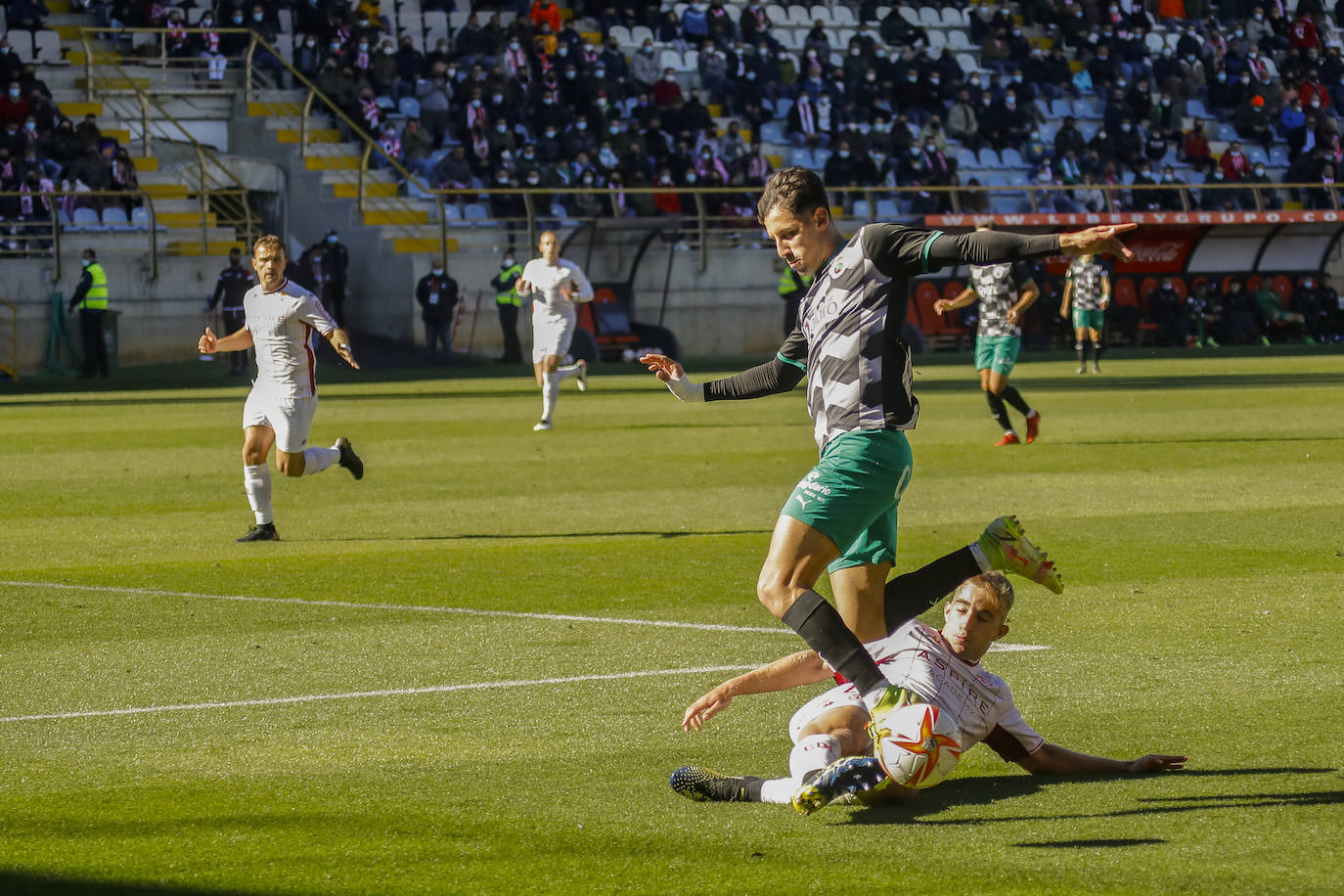 Fotos: Las mejores imágenes del Cultural Leonesa-Racing