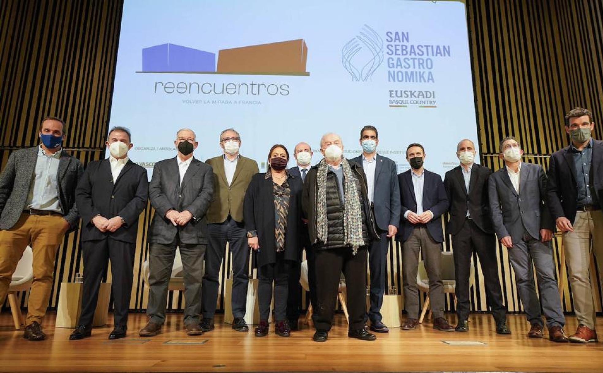 Autoridades, patronos, cocineros y organizadores se reunieron este martes para presentar la nueva edición del congreso gastronómico.