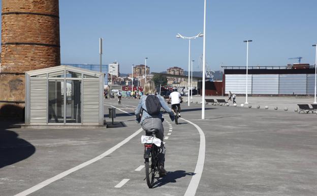 Carril bici de Poniente. 