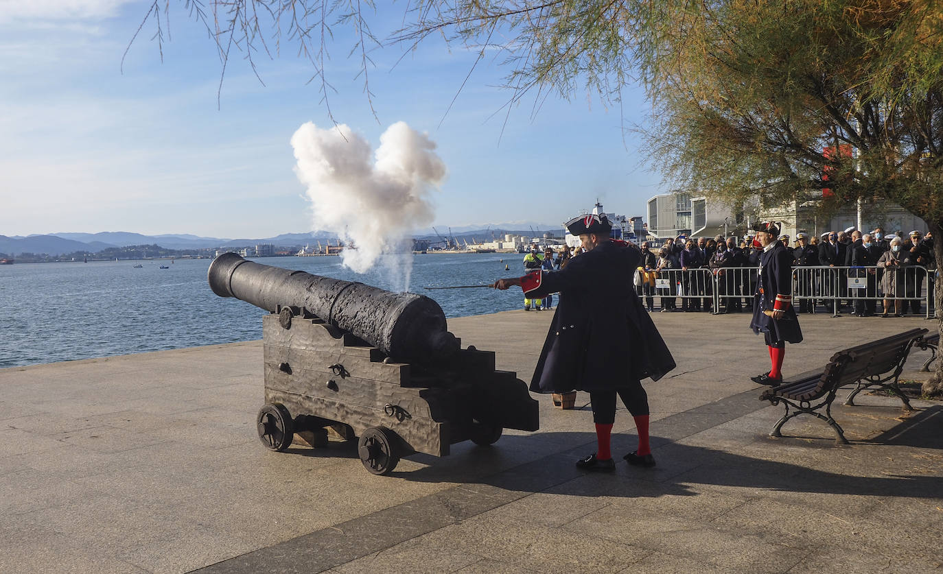 Fotos: Así ha sido el homenaje a los héroes de Trafalgar