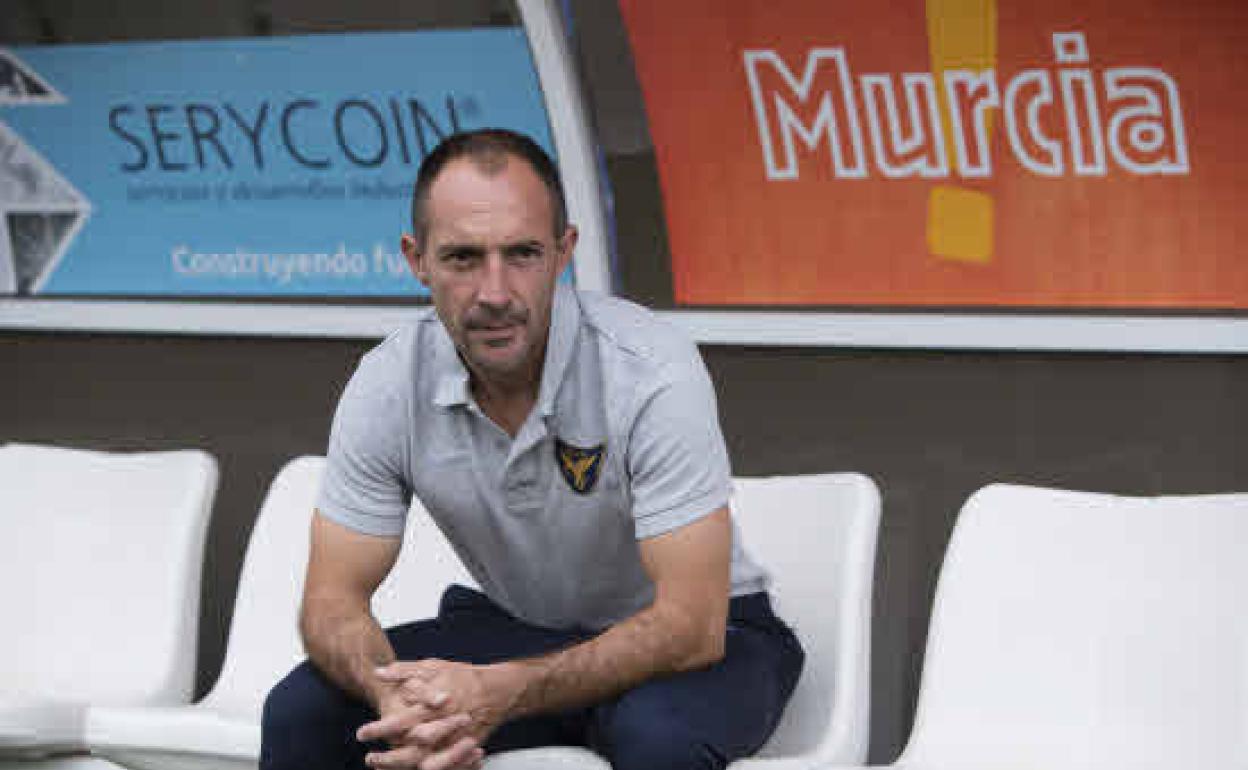 Foto de archivo de Pedro Munitis cuando era entrenador del Universidad Católica de Murcia Club de Fútbol UCAM