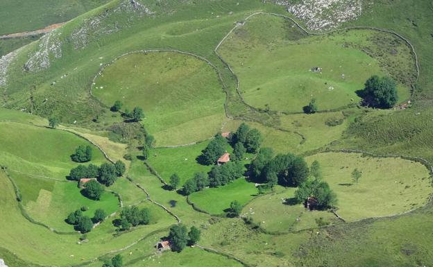 Cabañas del Mortero desde la cumbre. 