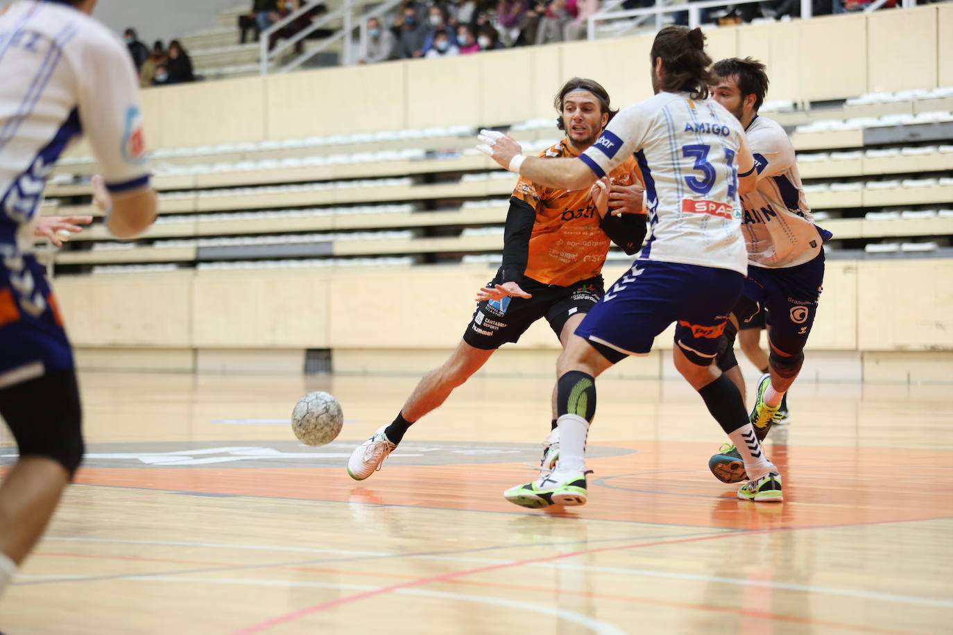 Los naranjas caen por 31-28 en casa del Fraikin