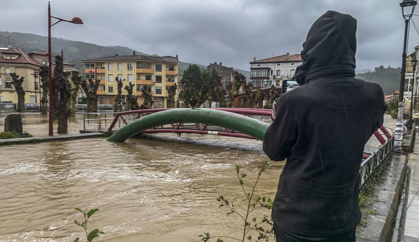 El puente de Ampuero.