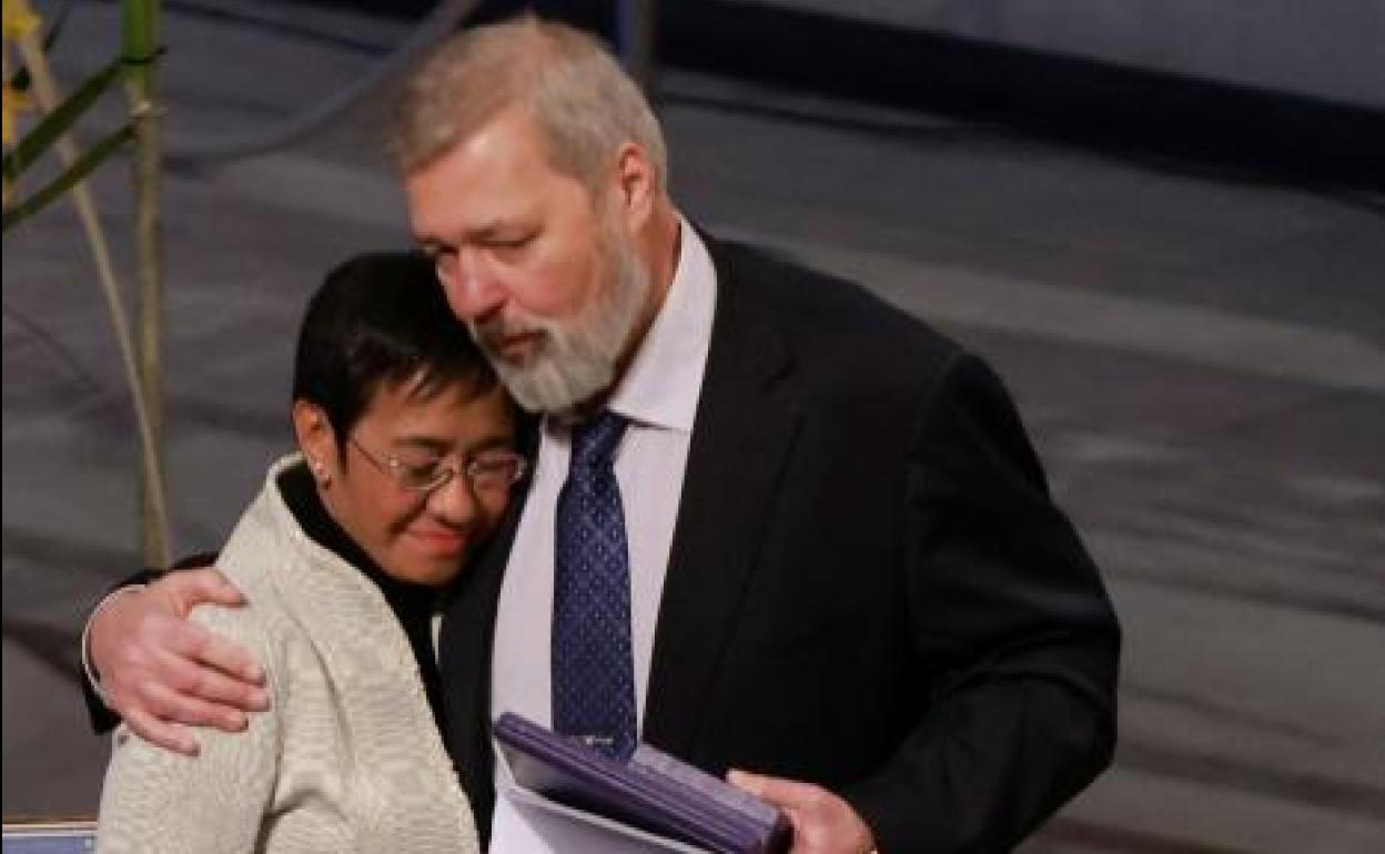 Maria Ressa y Dmitry Muratov. 