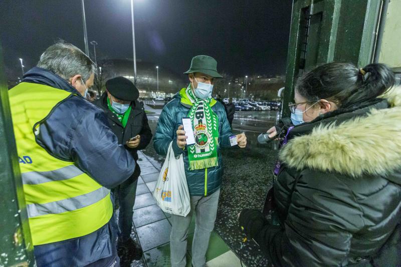 Fotos: Las imágenes del Racing - Rayo Majadahonda