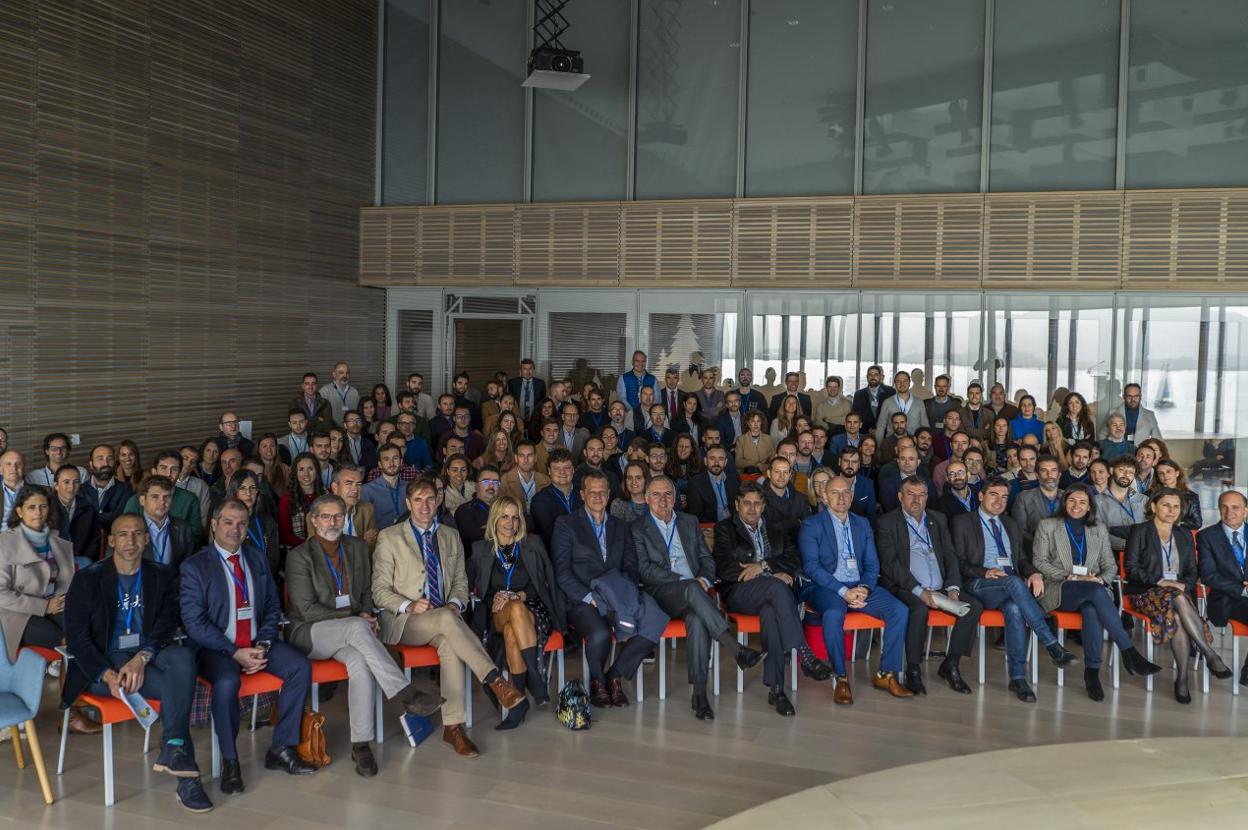 Foto de conjunto de la reunión de la Red de Talento celebrada en el Centro Botín en diciembre de 2019.