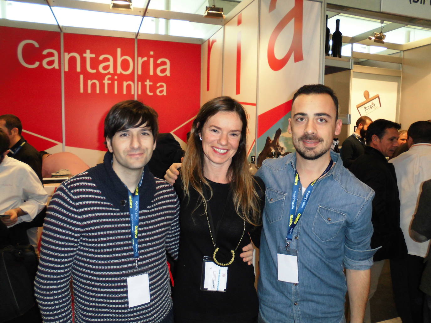 Sergio Bastard, Antoine Latry e Isabel García, gerente de Orujo los Picos, en Gastronomika 2015