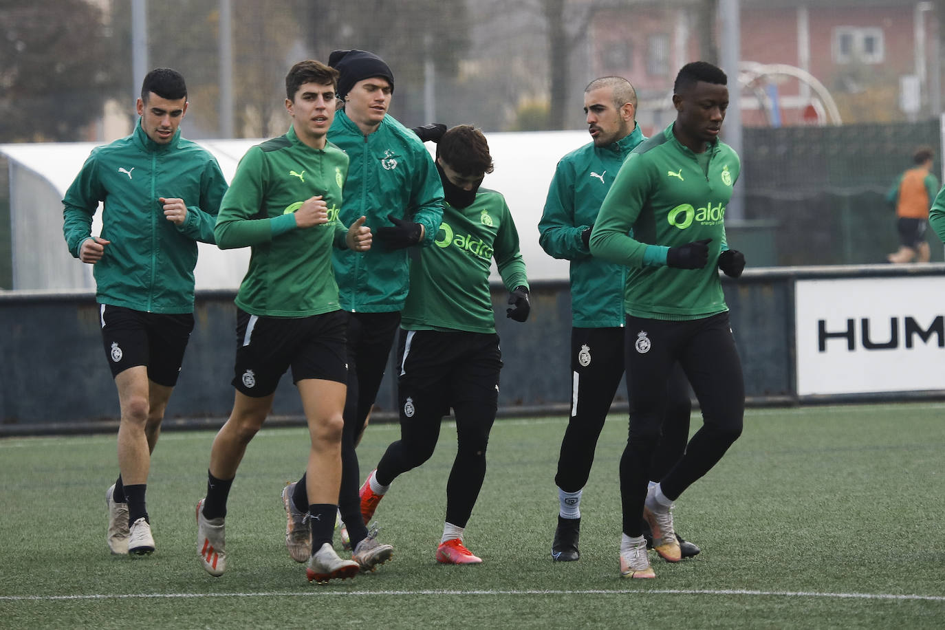 Fotos: El Racing prepara su partido ante el Extremadura