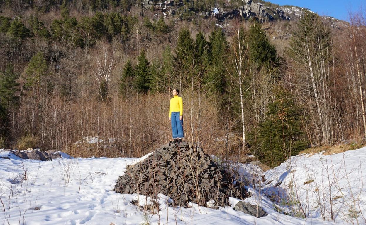 Carla Souto en 'Conquistar montañas', dentro del proyecto 'El Cuerpo de la montaña'. 